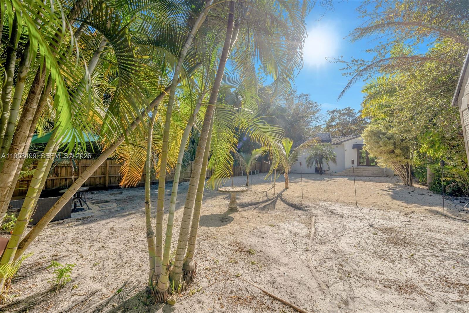 5981 NE 6th Ave Miami, FL 33137