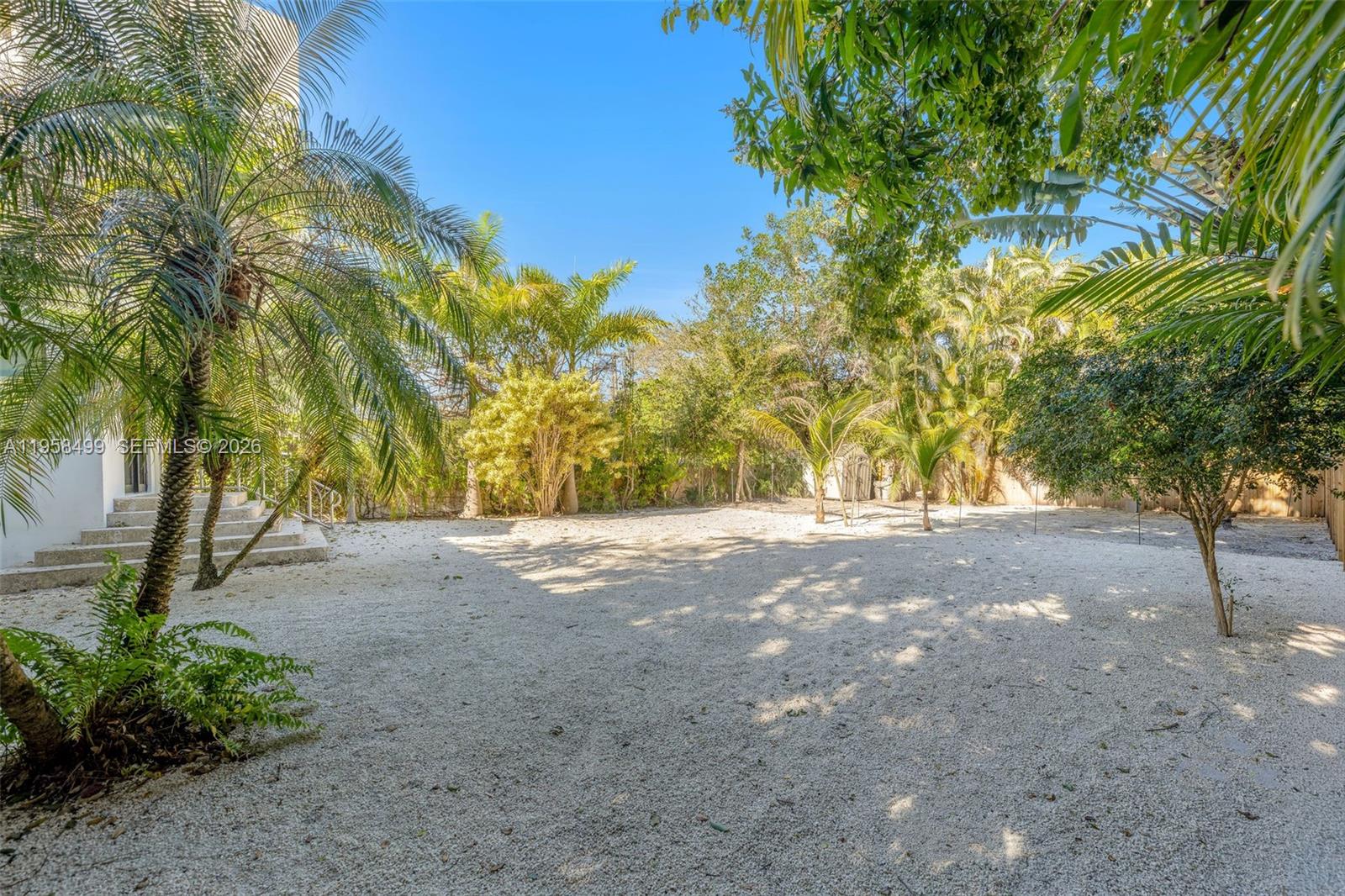 5981 NE 6th Ave Miami, FL 33137