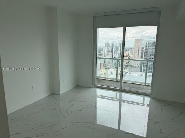 image Vizcayne South12