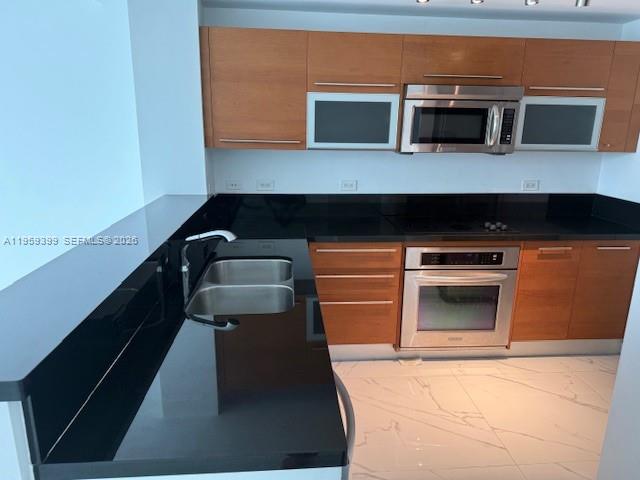 image Vizcayne South5