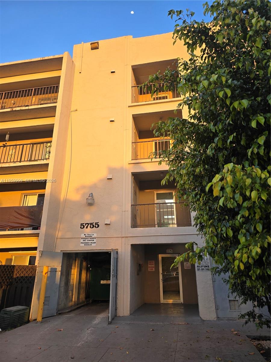 5755 W 20th Ave #312