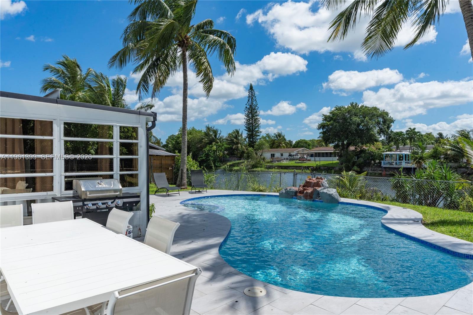 390 NW 40th St Deerfield Beach, FL 33064