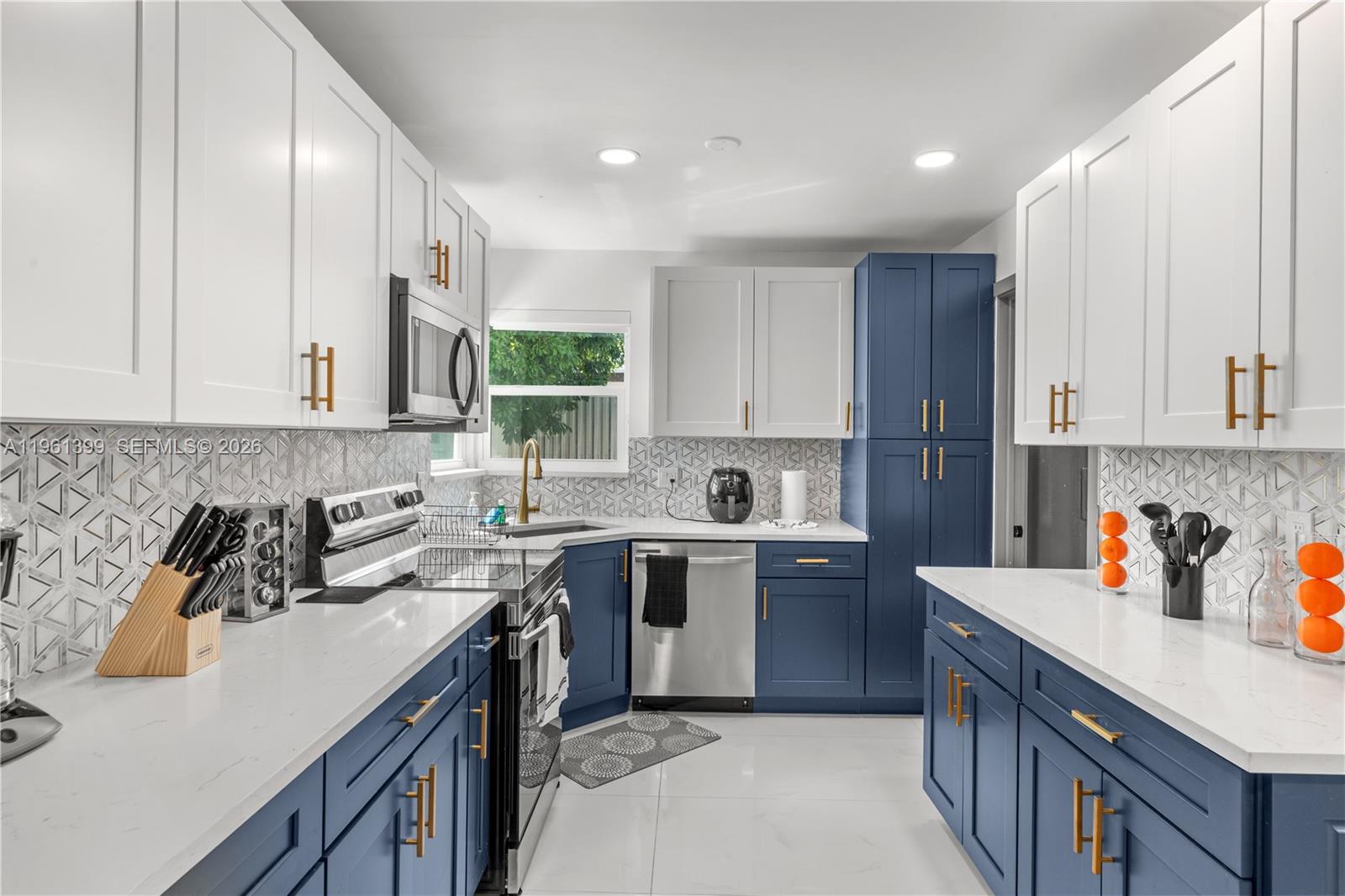 390 NW 40th St Deerfield Beach, FL 33064