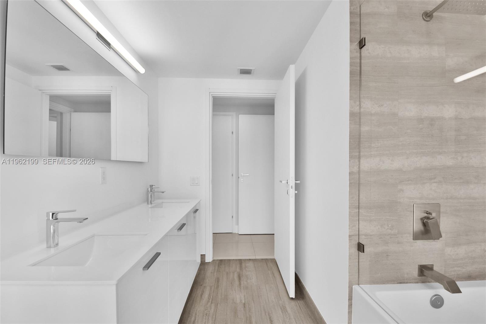 image Brickell House22