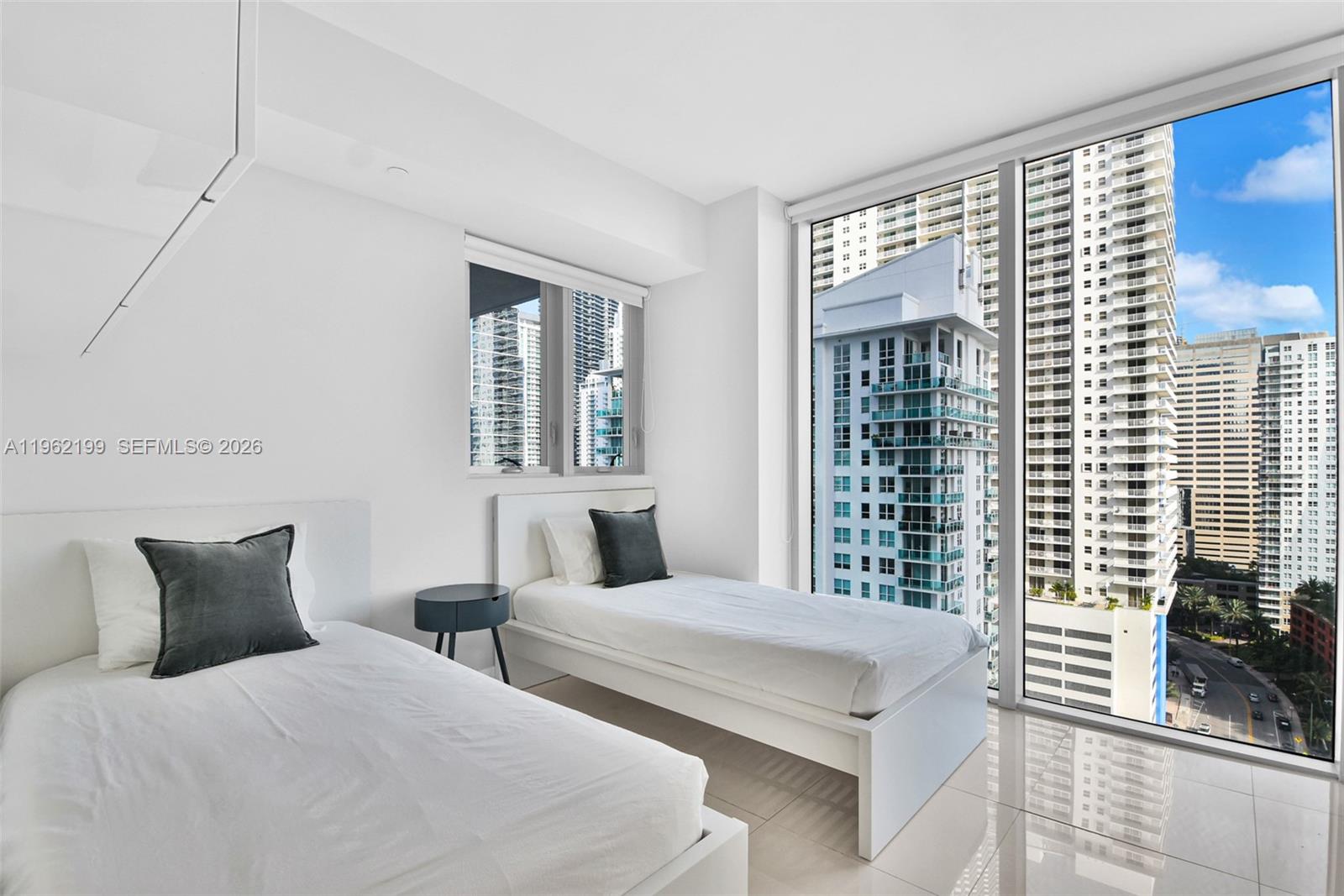 image Brickell House30