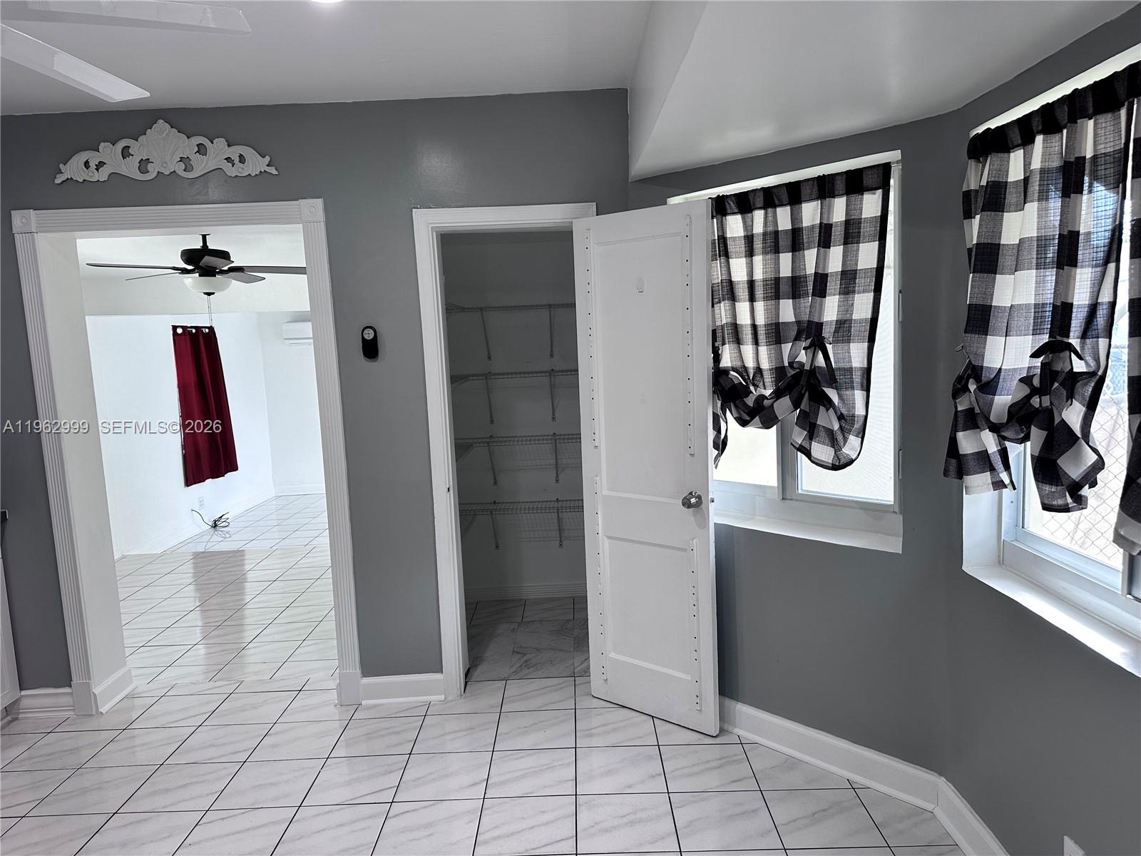 2820 Fletcher St Hollywood, FL 33020