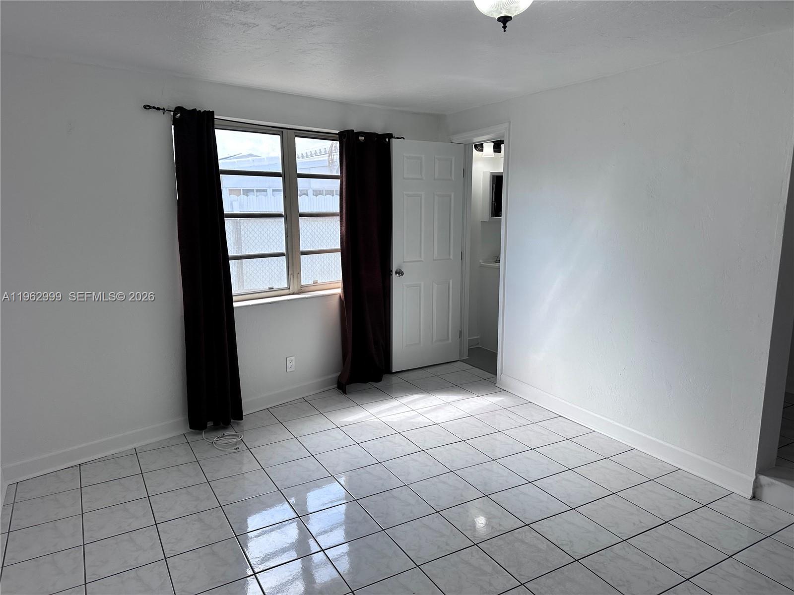 2820 Fletcher St Hollywood, FL 33020