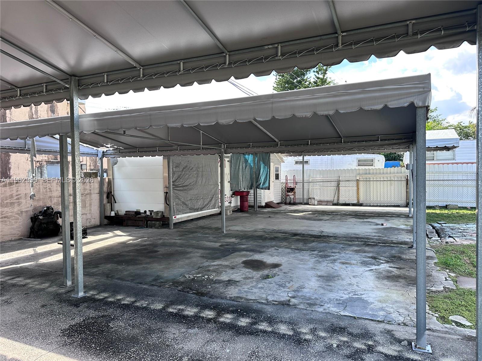 2820 Fletcher St Hollywood, FL 33020