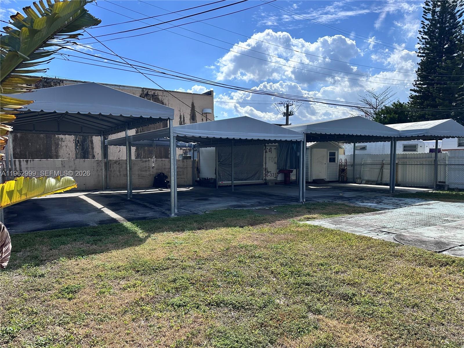 2820 Fletcher St Hollywood, FL 33020