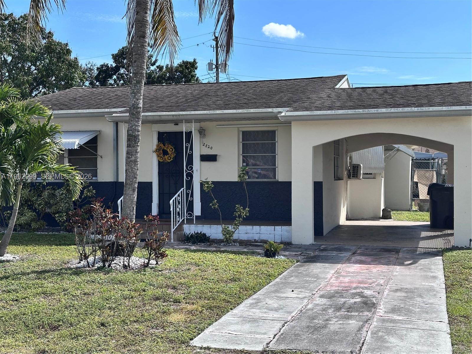 2820 Fletcher St Hollywood, FL 33020