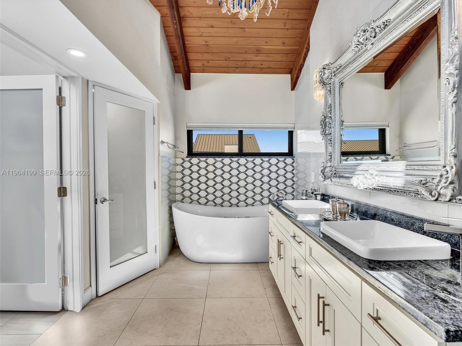 15 Portside Dr #15C Fort Lauderdale, FL 33316