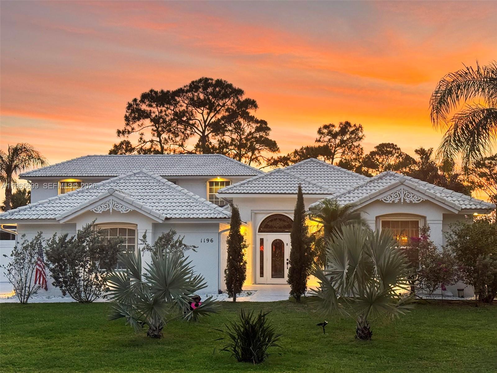 1196 SW Live Oak Cv Port St Lucie, FL 34986