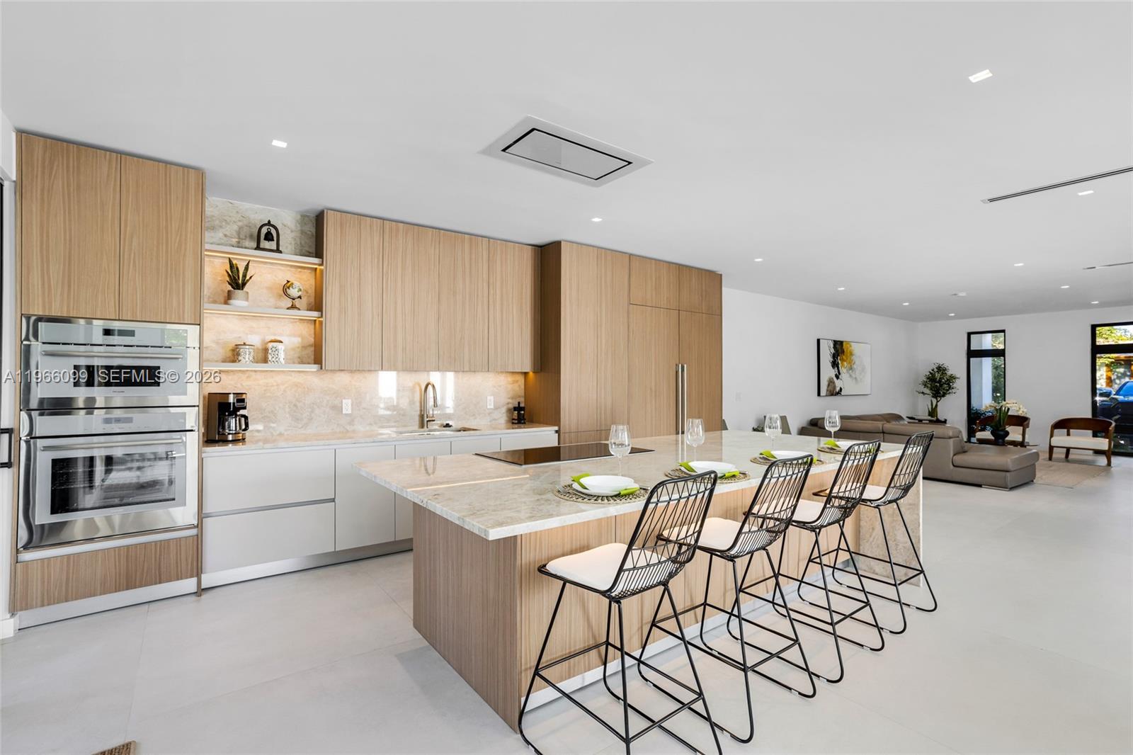 300 NE 48th St Miami, FL 33137