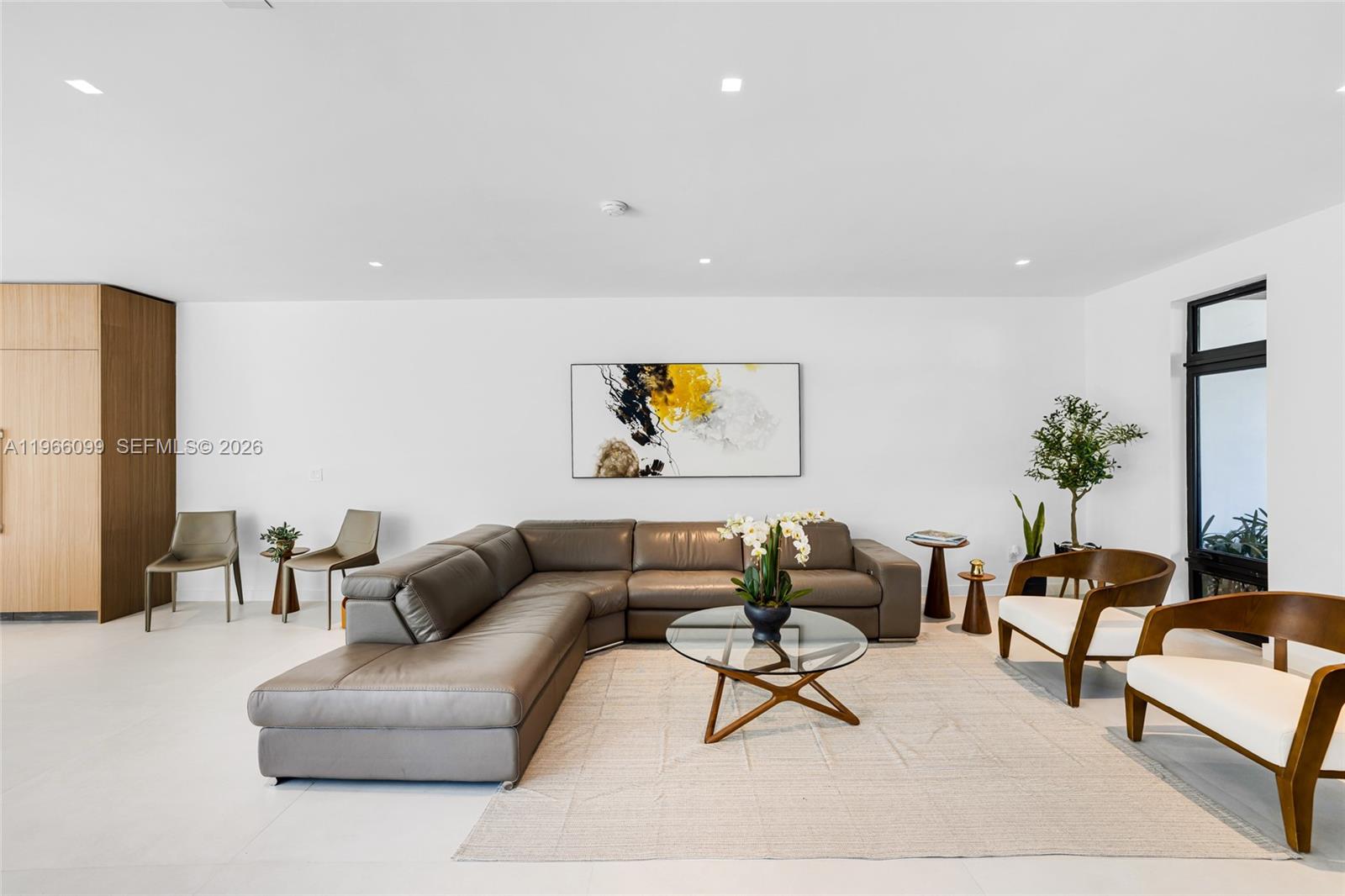 300 NE 48th St Miami, FL 33137