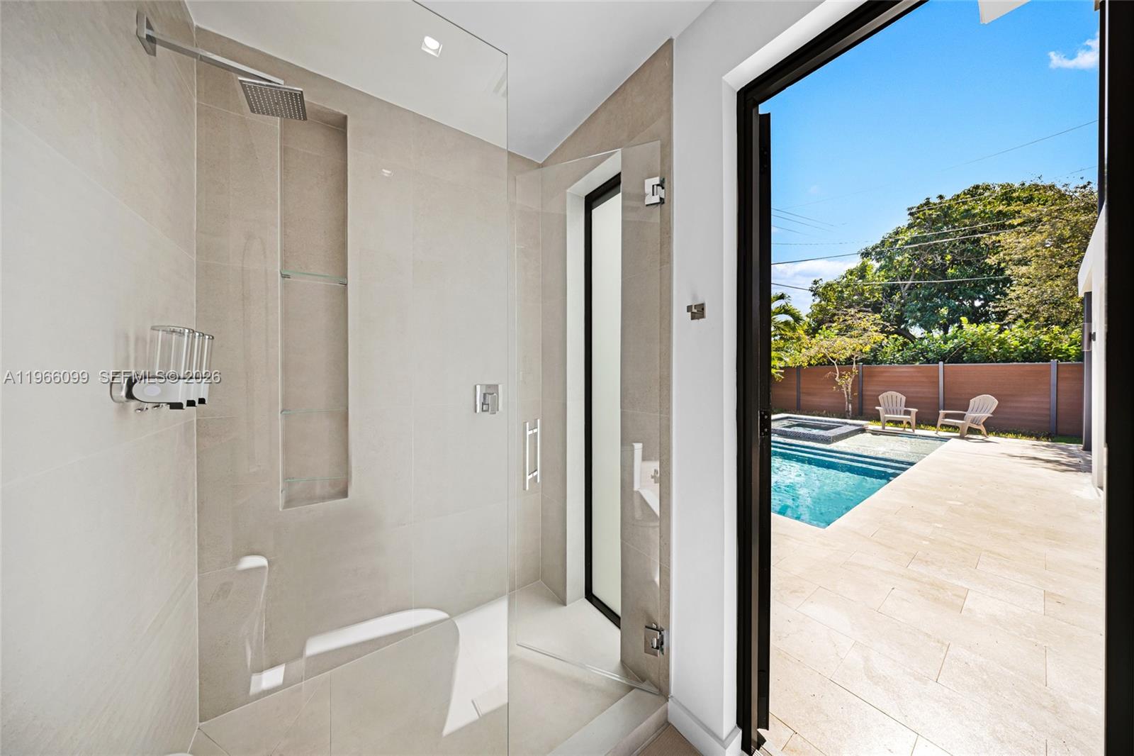 300 NE 48th St Miami, FL 33137