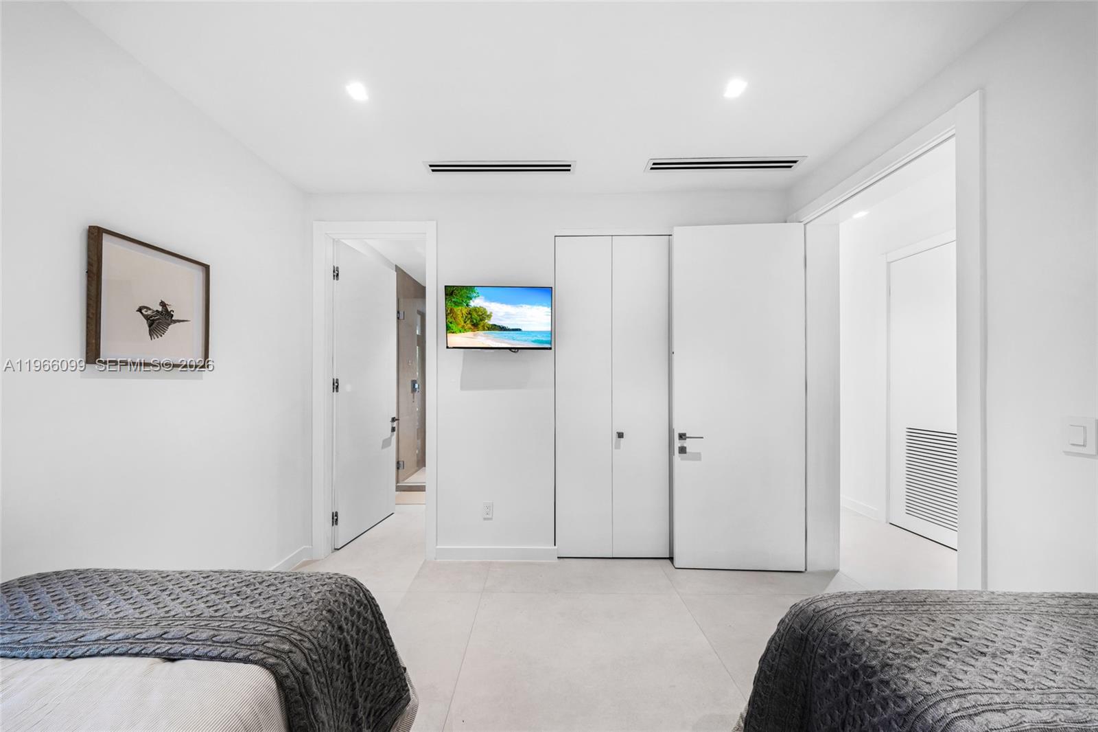 300 NE 48th St Miami, FL 33137