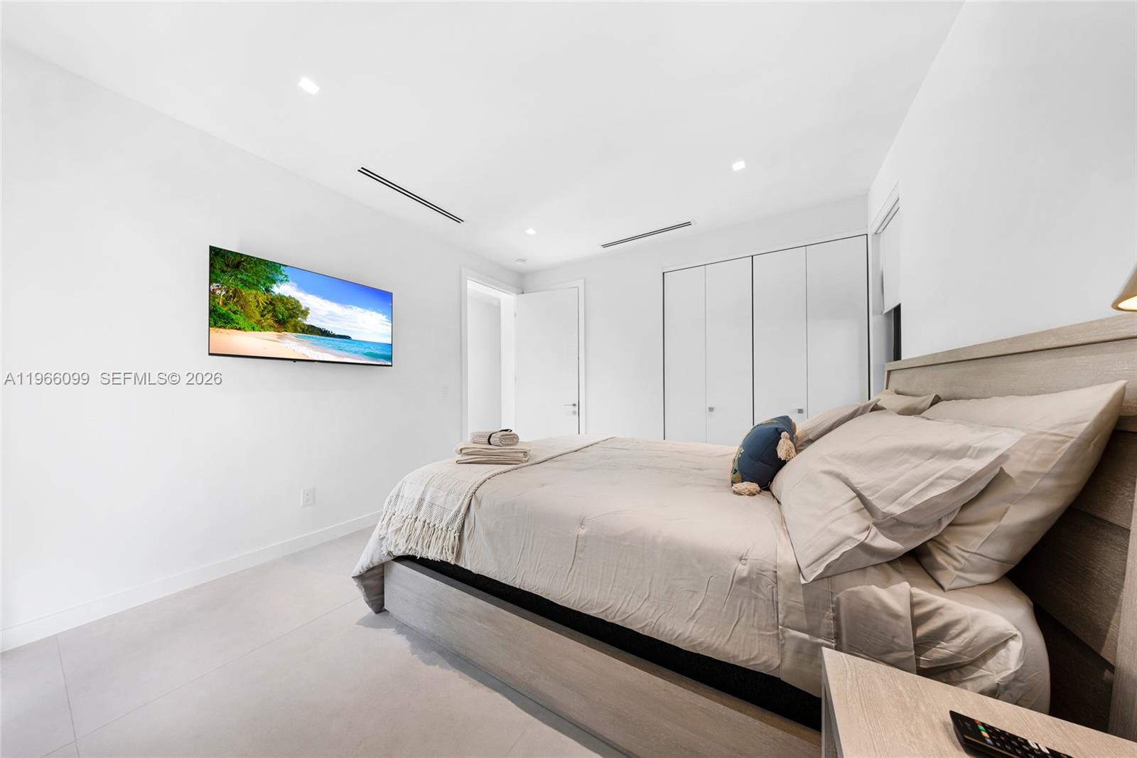 300 NE 48th St Miami, FL 33137