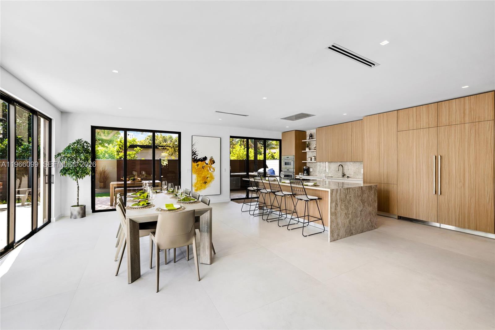 300 NE 48th St Miami, FL 33137