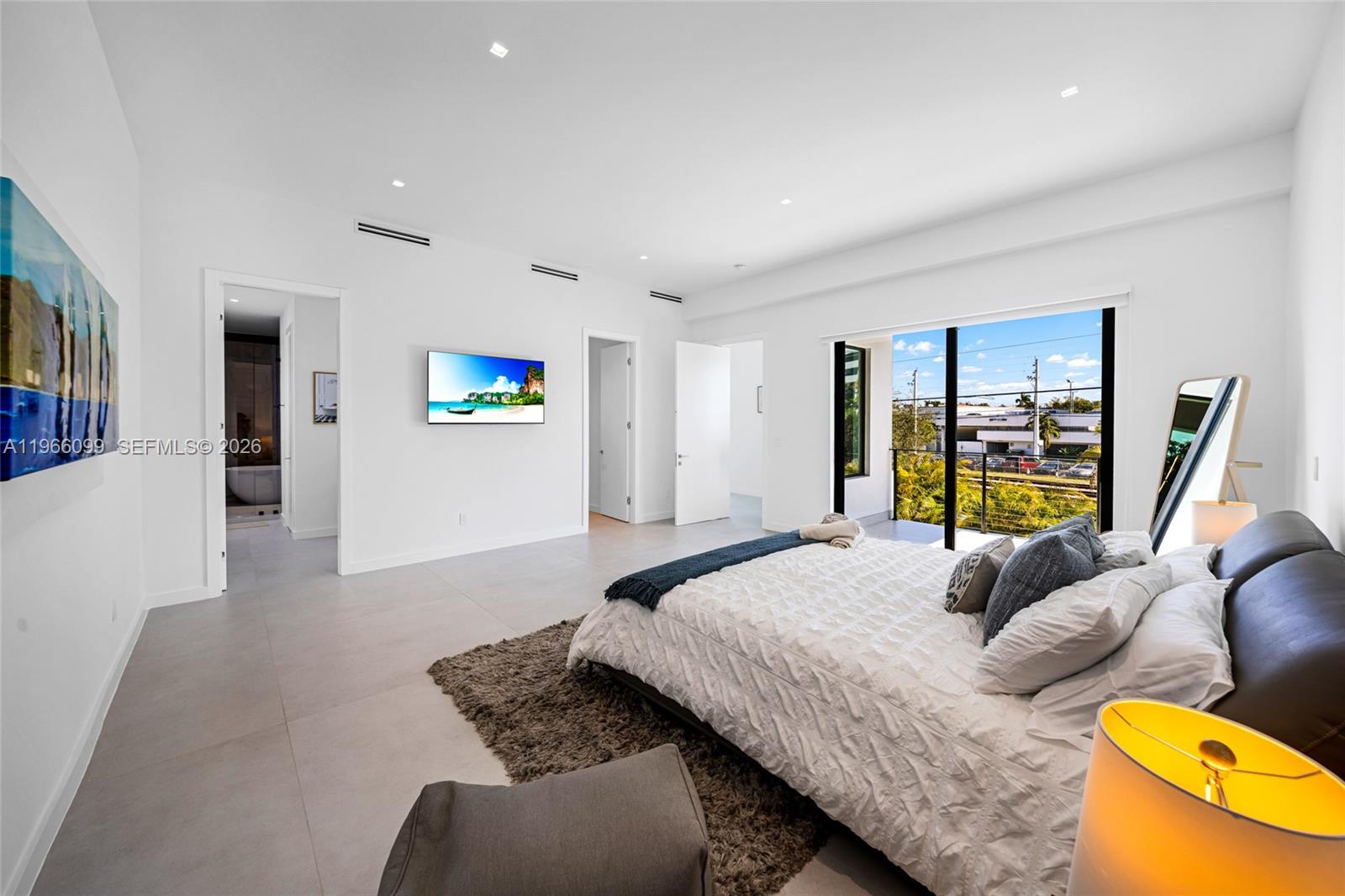 300 NE 48th St Miami, FL 33137