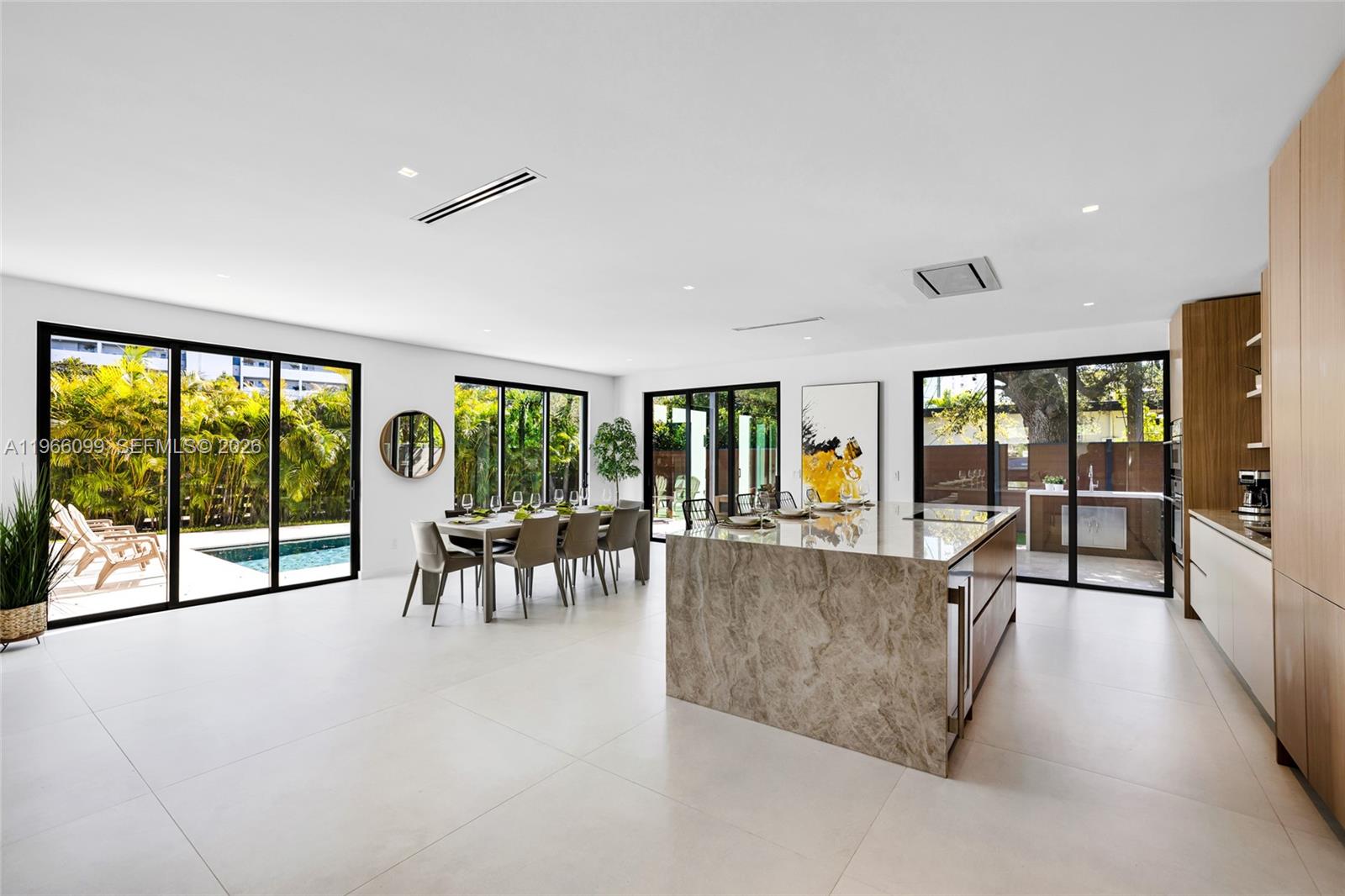 300 NE 48th St Miami, FL 33137