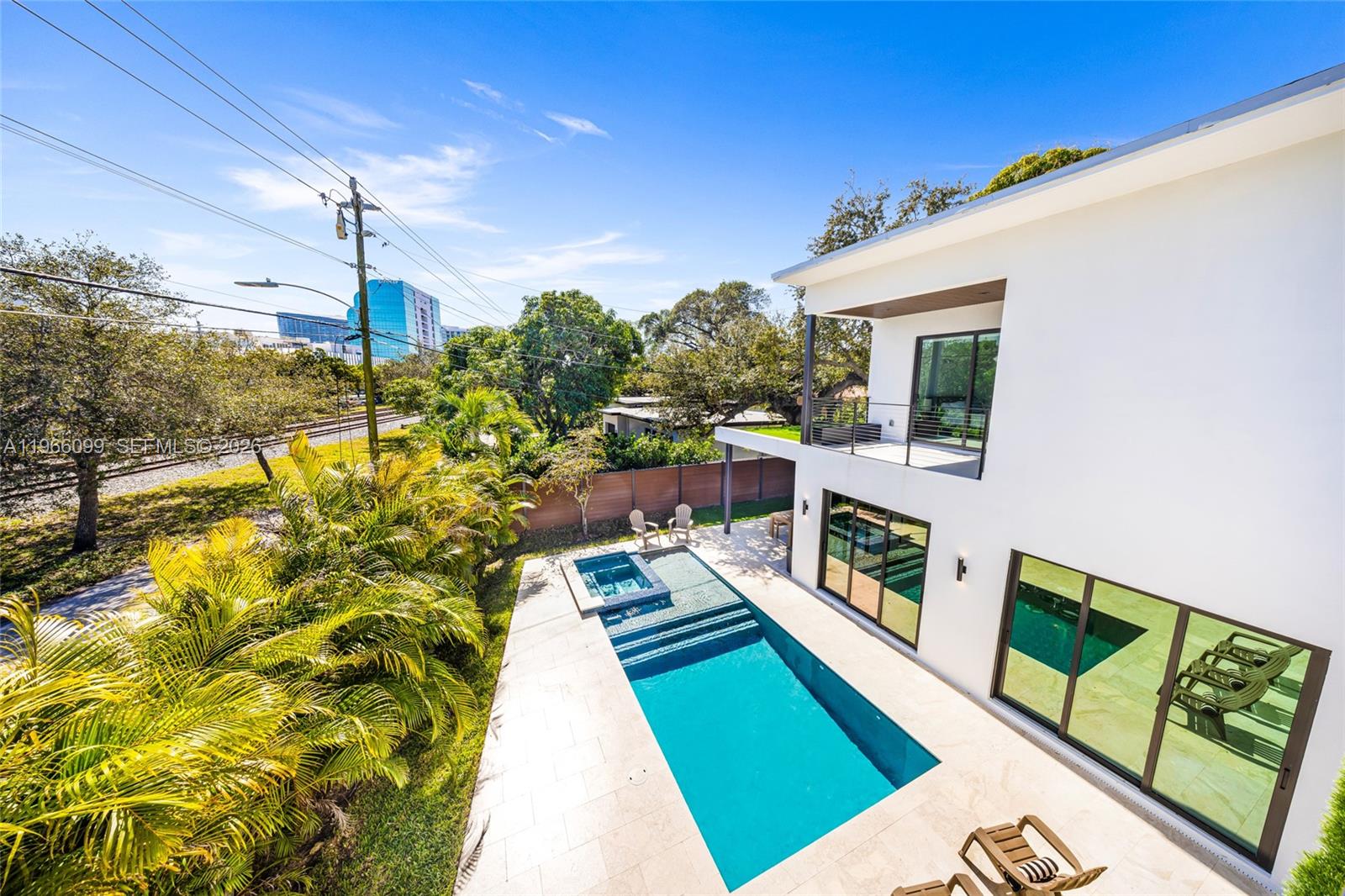 300 NE 48th St Miami, FL 33137