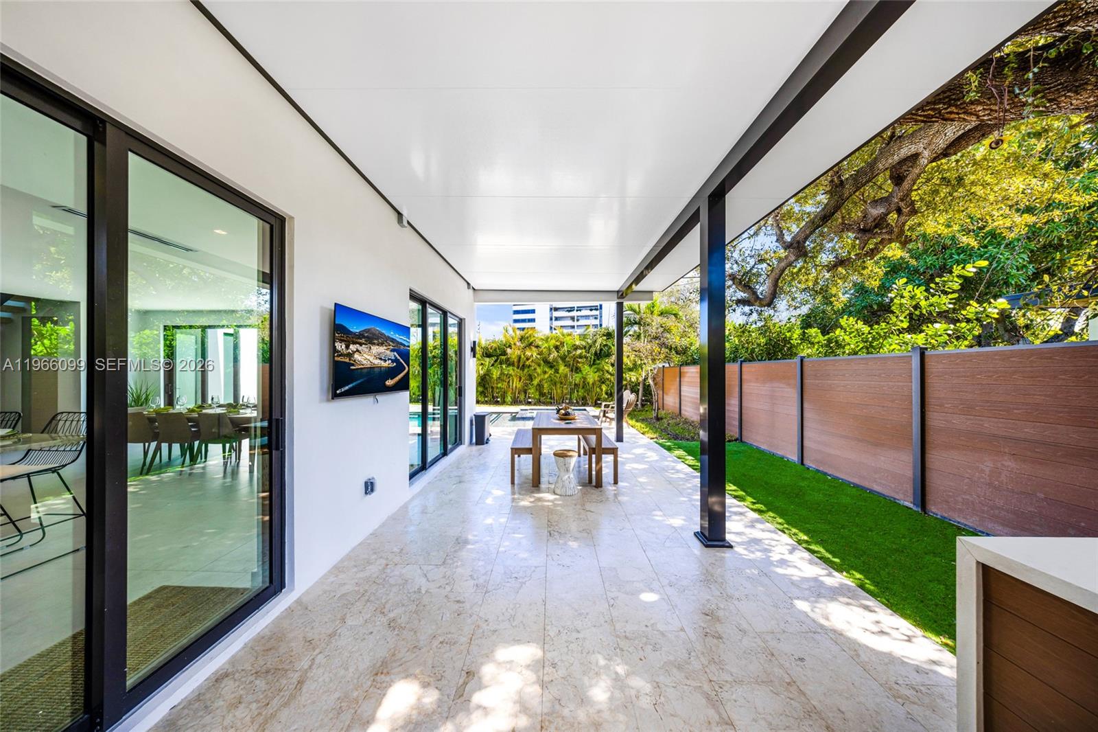 300 NE 48th St Miami, FL 33137