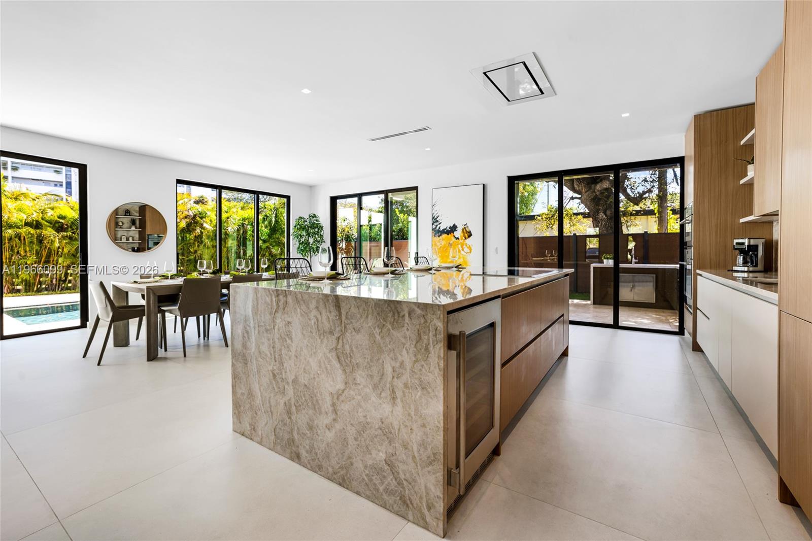 300 NE 48th St Miami, FL 33137