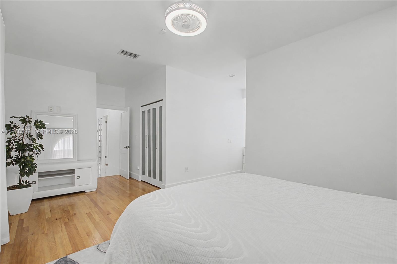 8305 NW 157th Ter Miami Lakes, FL 33016