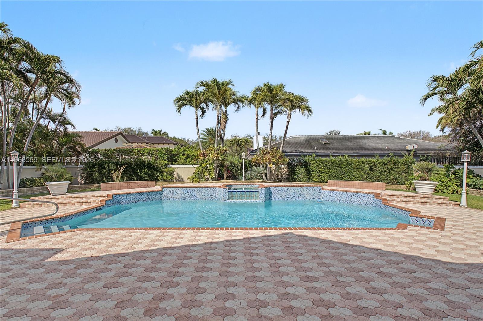 8305 NW 157th Ter Miami Lakes, FL 33016