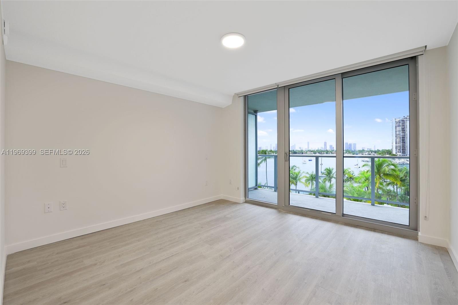 1504 Bay Rd #N-1208 Miami Beach, FL 33139