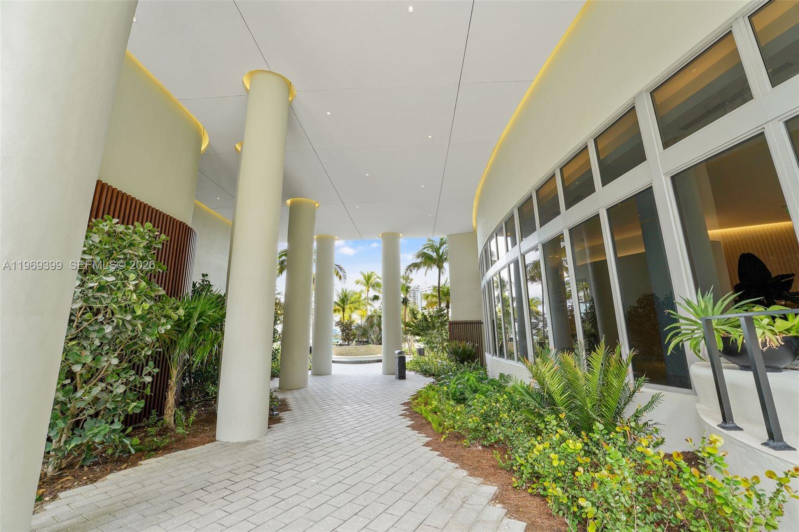 1504 Bay Rd #N-1208 Miami Beach, FL 33139