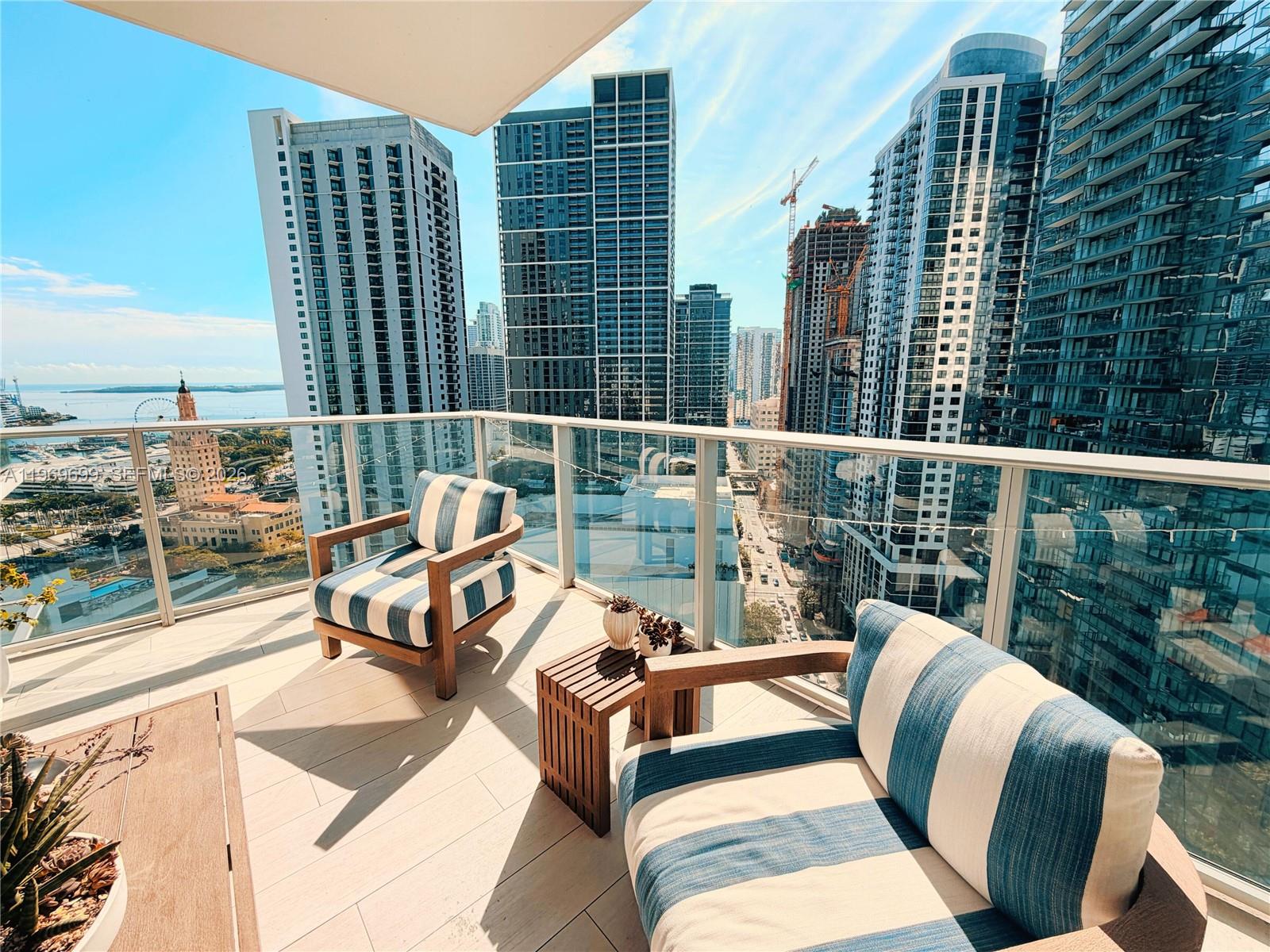 image Paramount Miami Worldcenter12