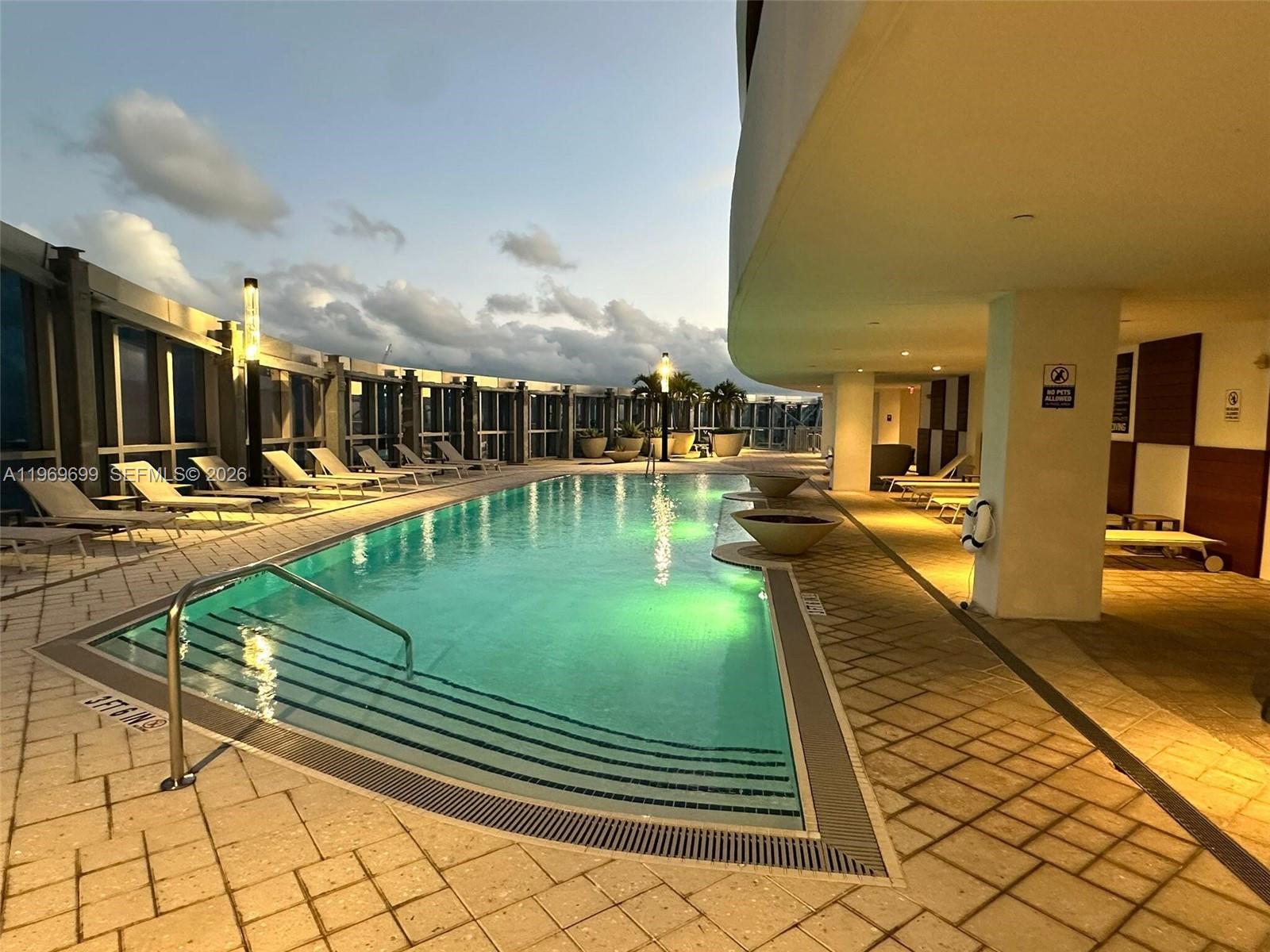 image Paramount Miami Worldcenter41