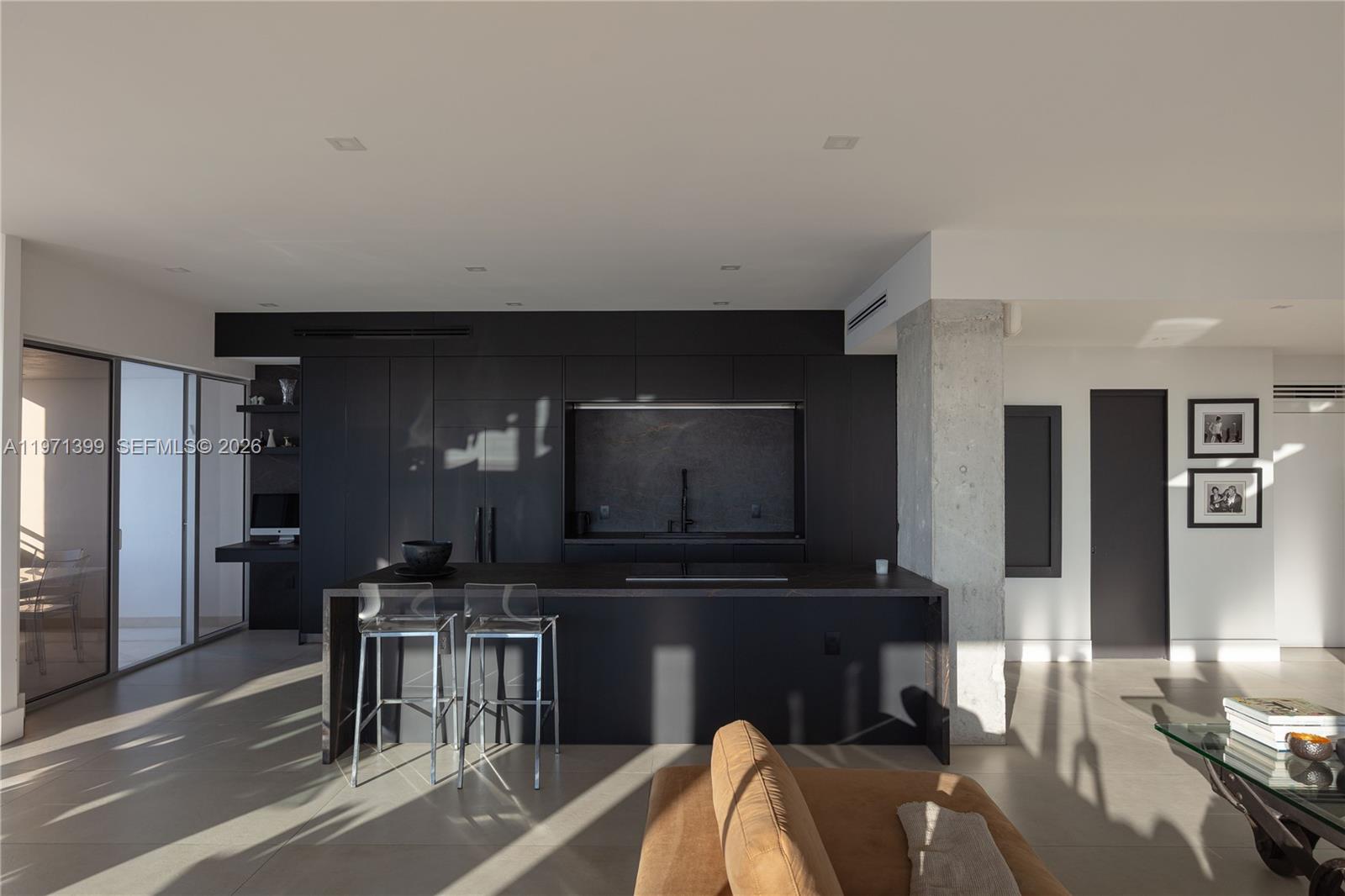 Undisclosed Address Miami Beach, FL 33139