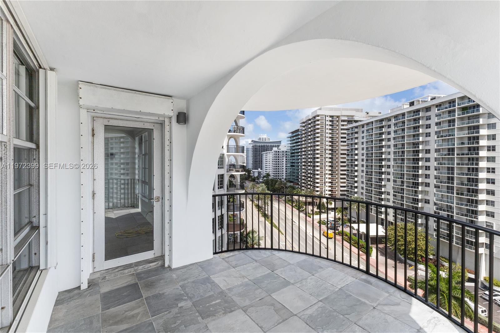 5660 Collins Ave #11B Miami Beach, FL 33140