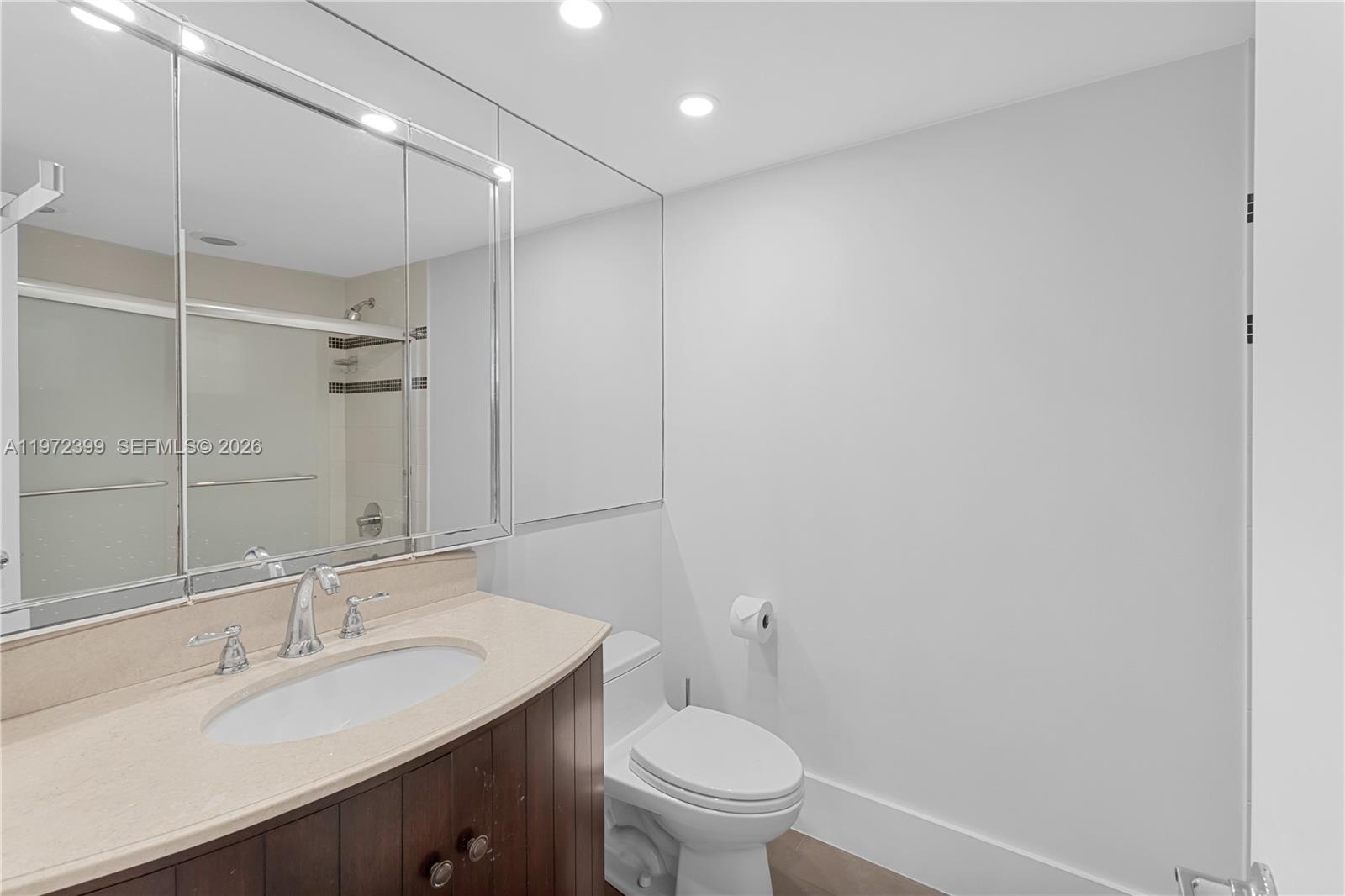 5660 Collins Ave #11B Miami Beach, FL 33140