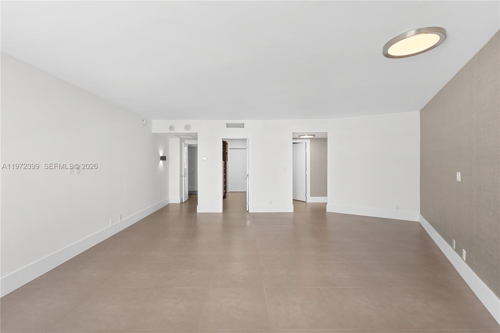 5660 Collins Ave #11B Miami Beach, FL 33140