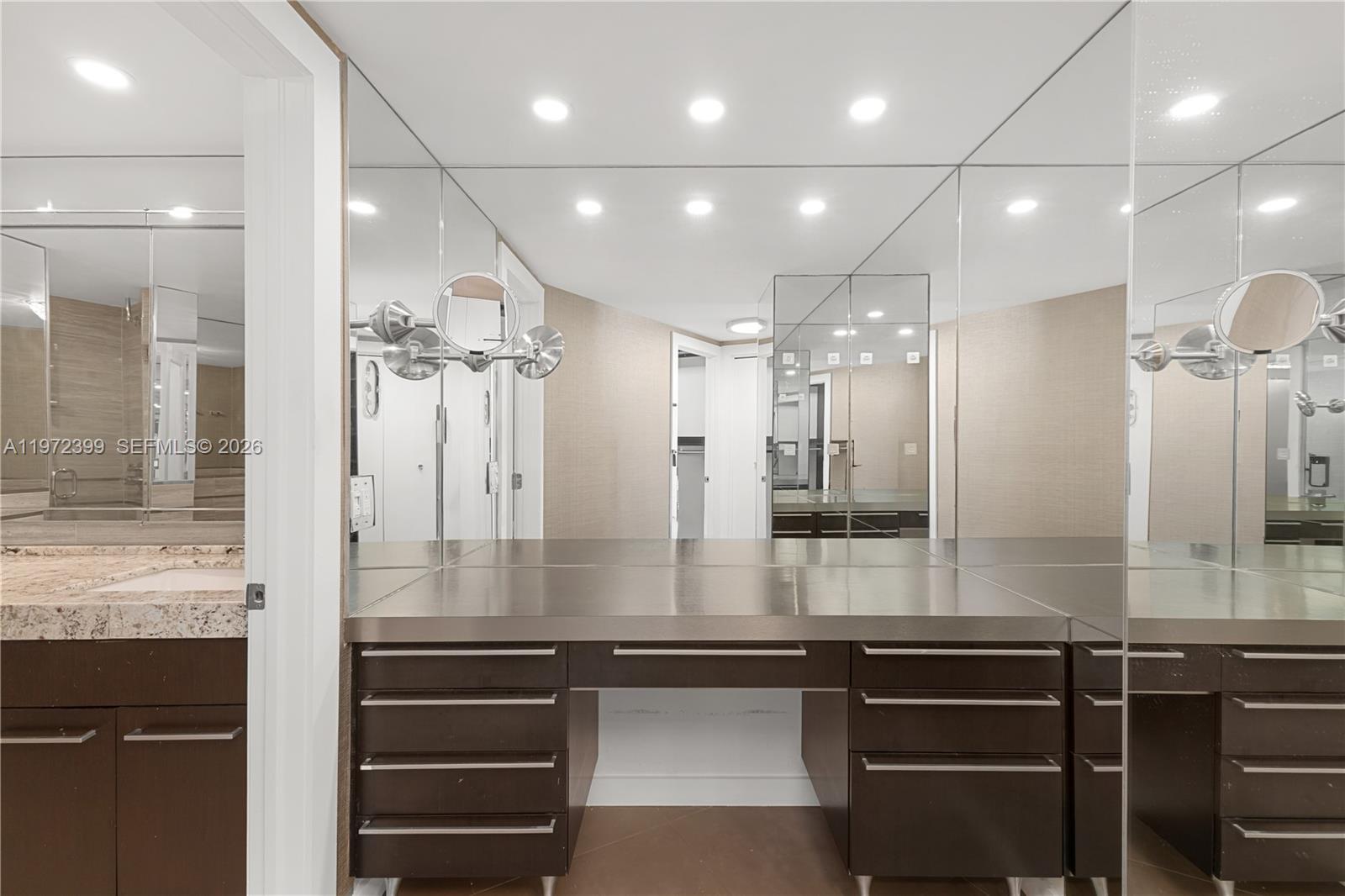 5660 Collins Ave #11B Miami Beach, FL 33140