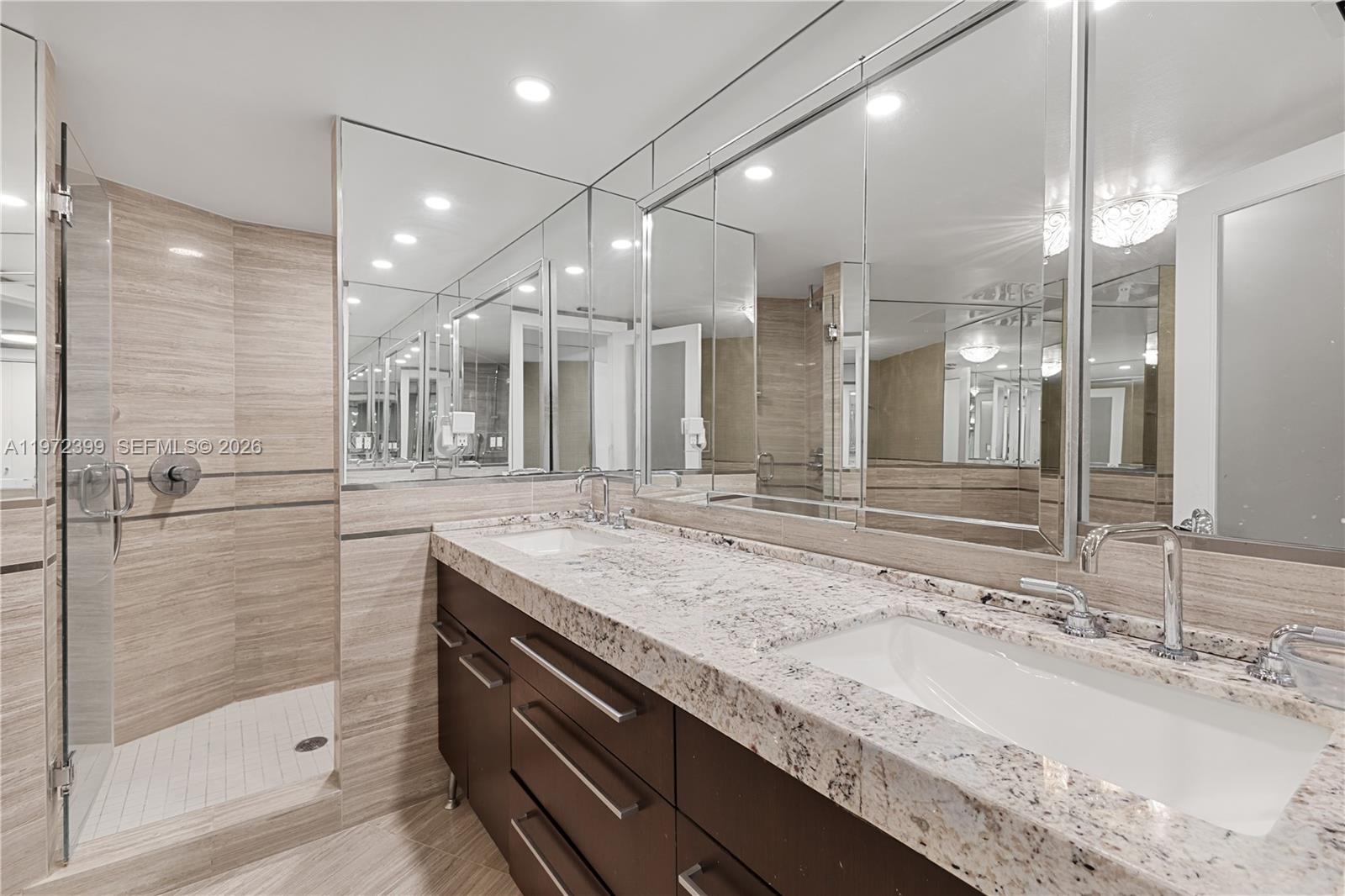 5660 Collins Ave #11B Miami Beach, FL 33140