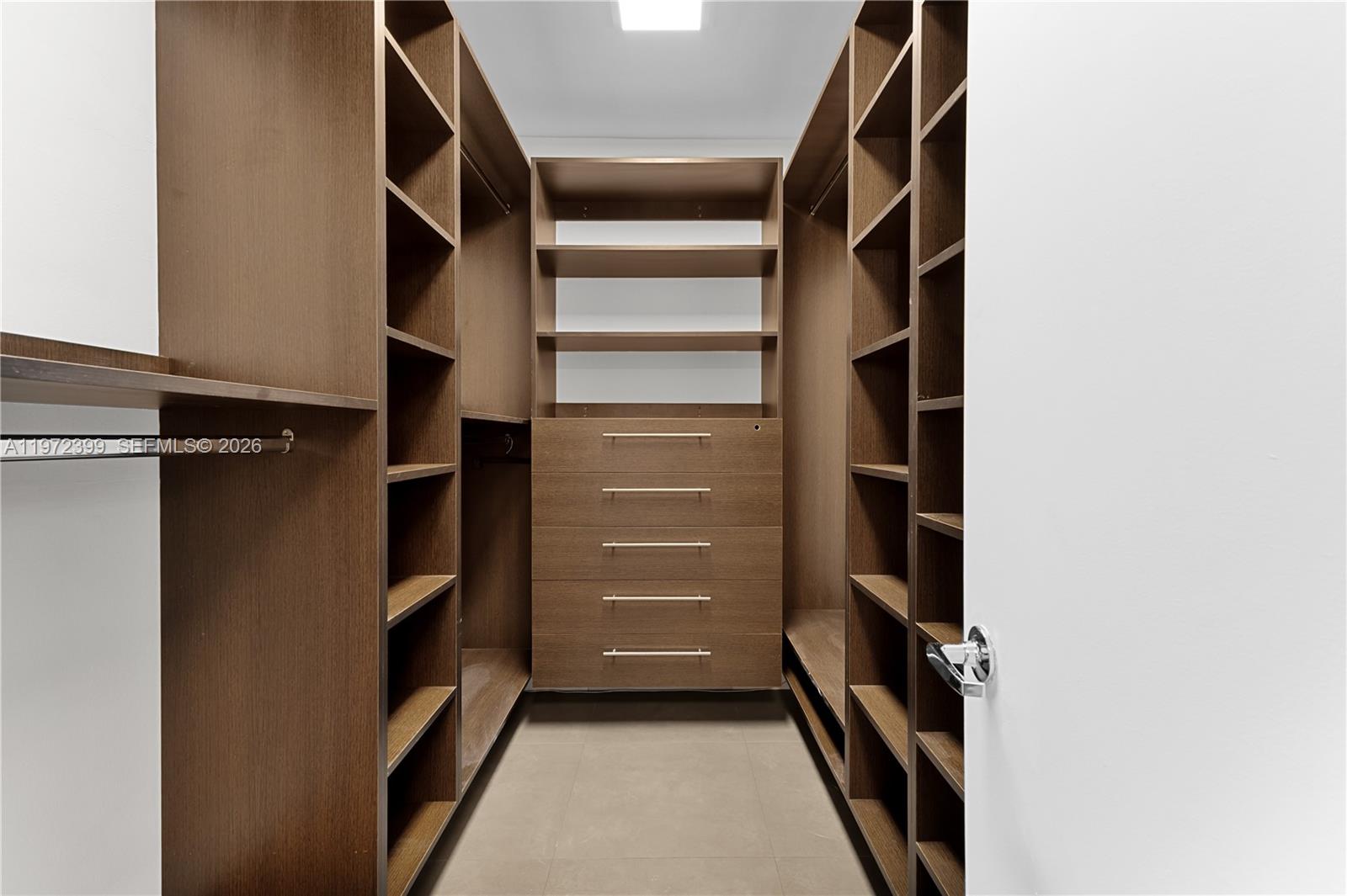 5660 Collins Ave #11B Miami Beach, FL 33140