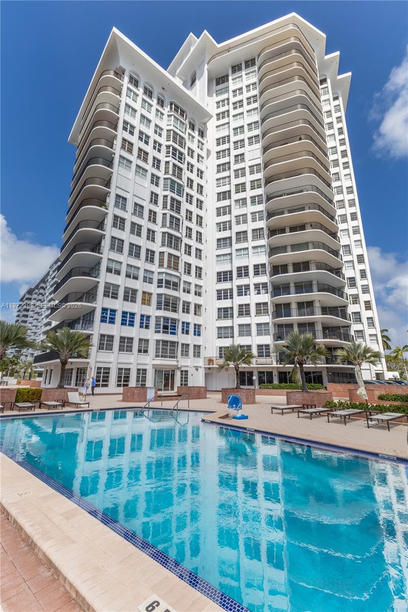 5660 Collins Ave #11B Miami Beach, FL 33140