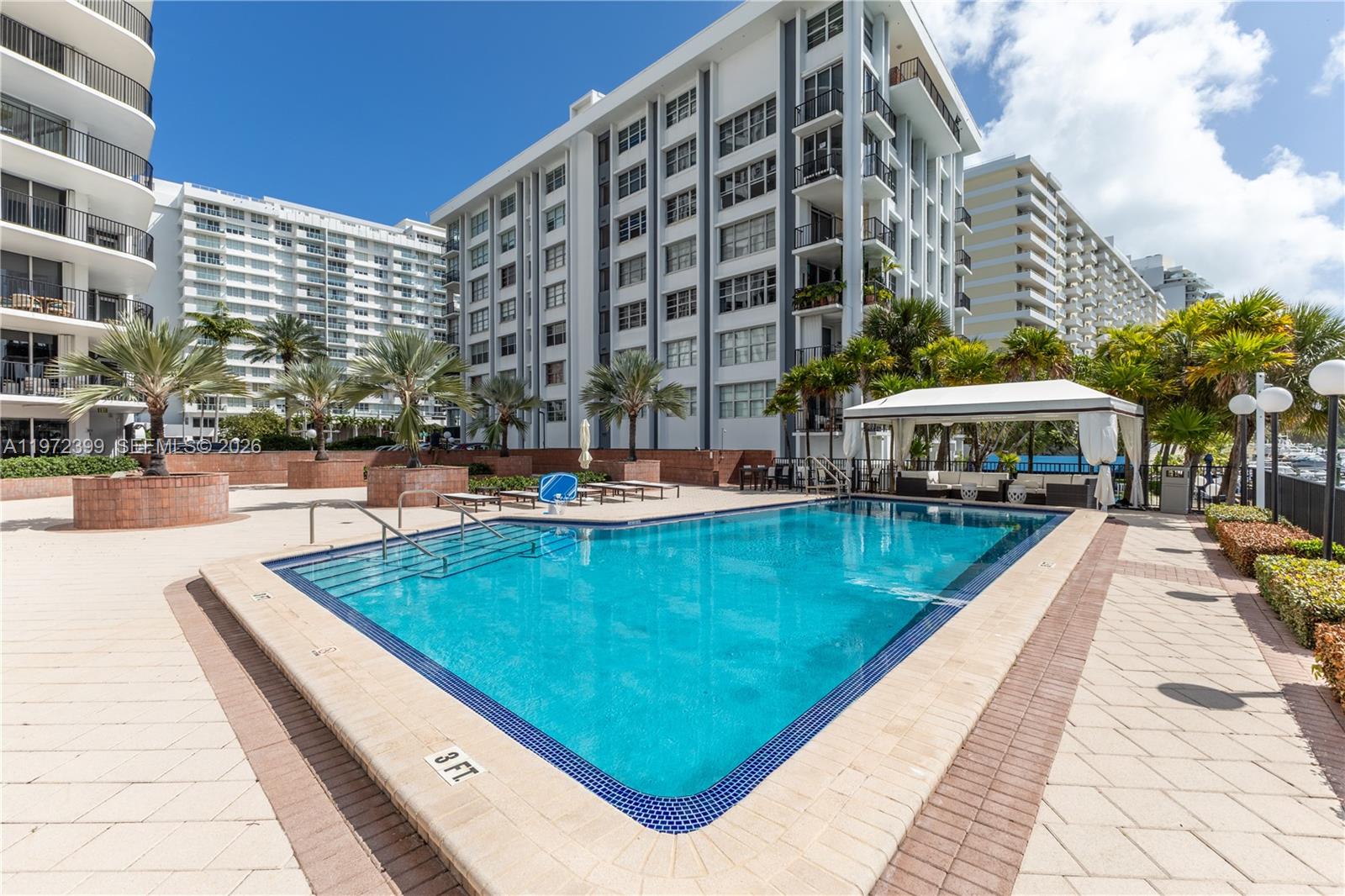 5660 Collins Ave #11B Miami Beach, FL 33140