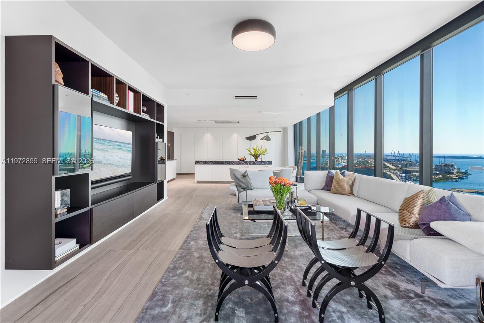 1000 Biscayne Blvd #3201 Miami, FL 33132