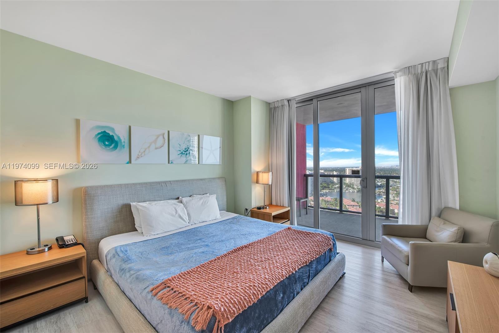 image Beachwalk Condominium13