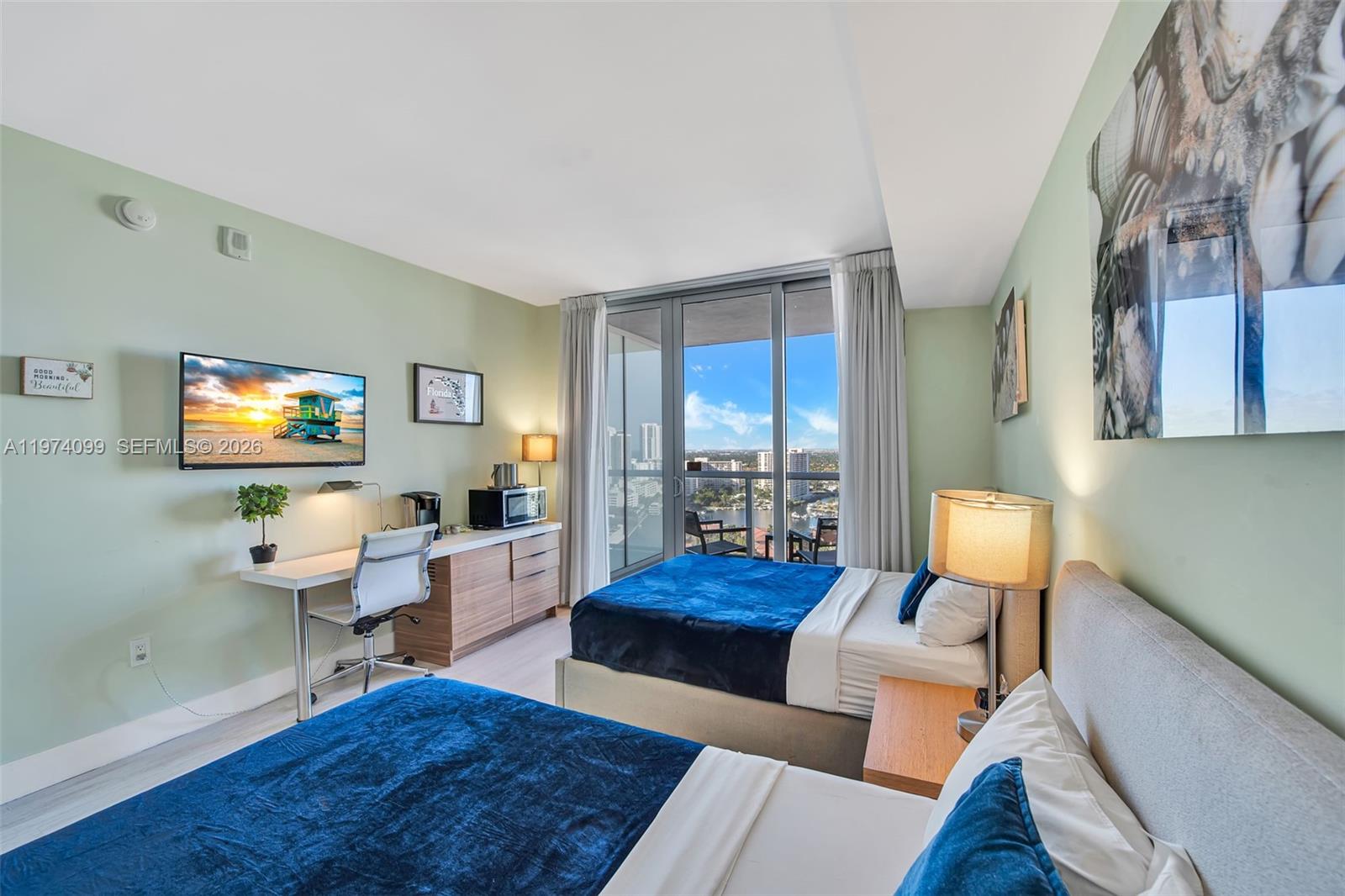 image Beachwalk Condominium19