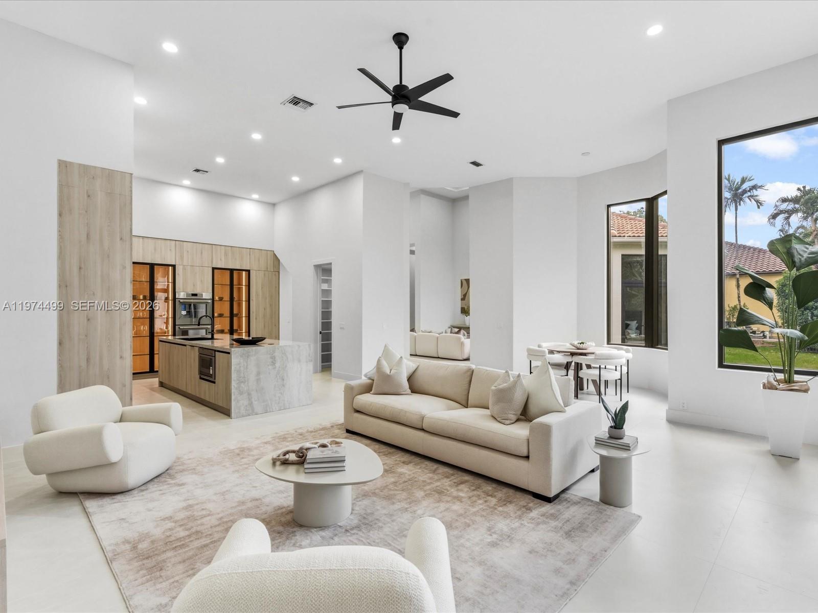 3303 W Stonebrook Cir Davie, FL 33330