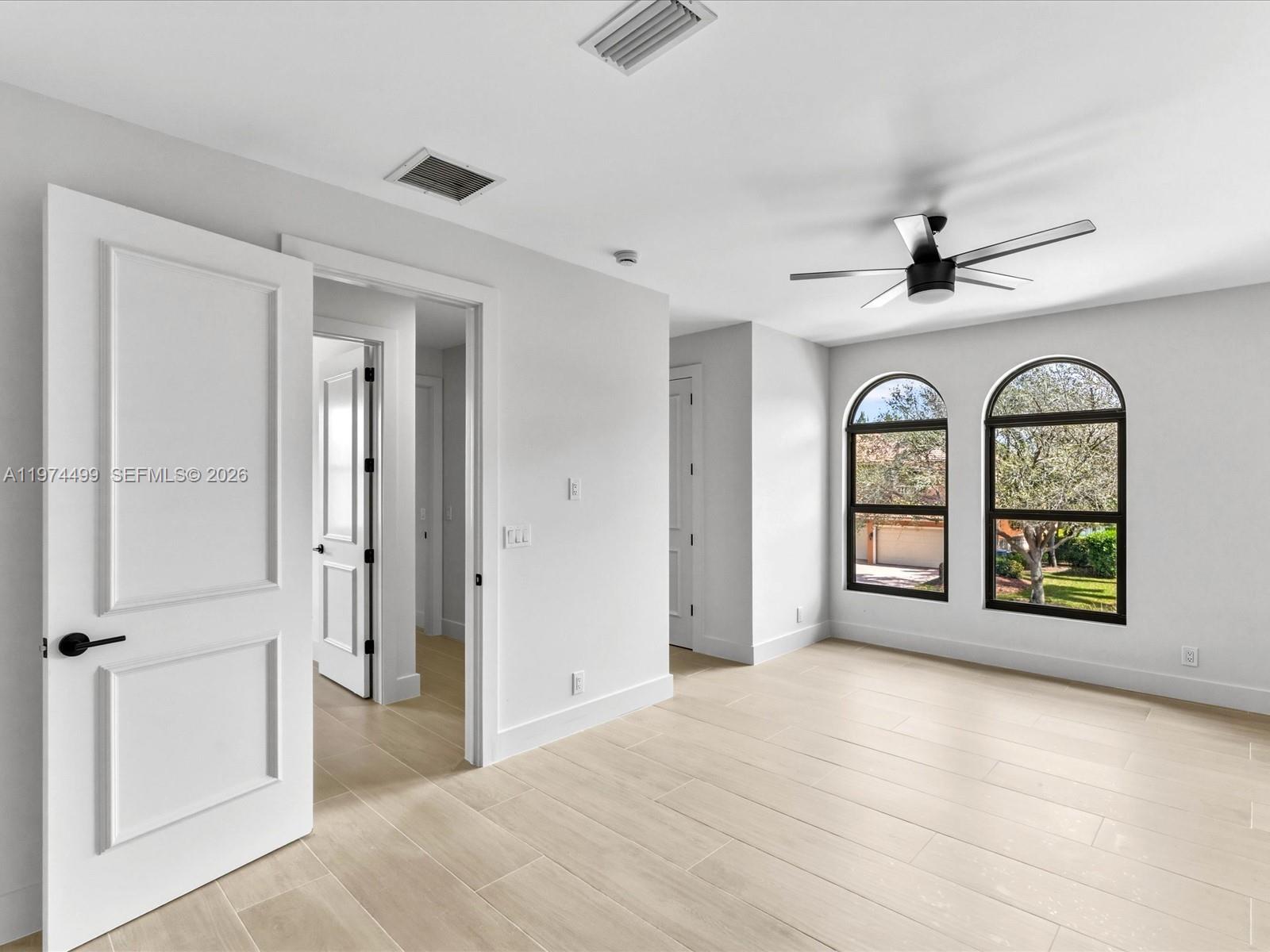 3303 W Stonebrook Cir Davie, FL 33330