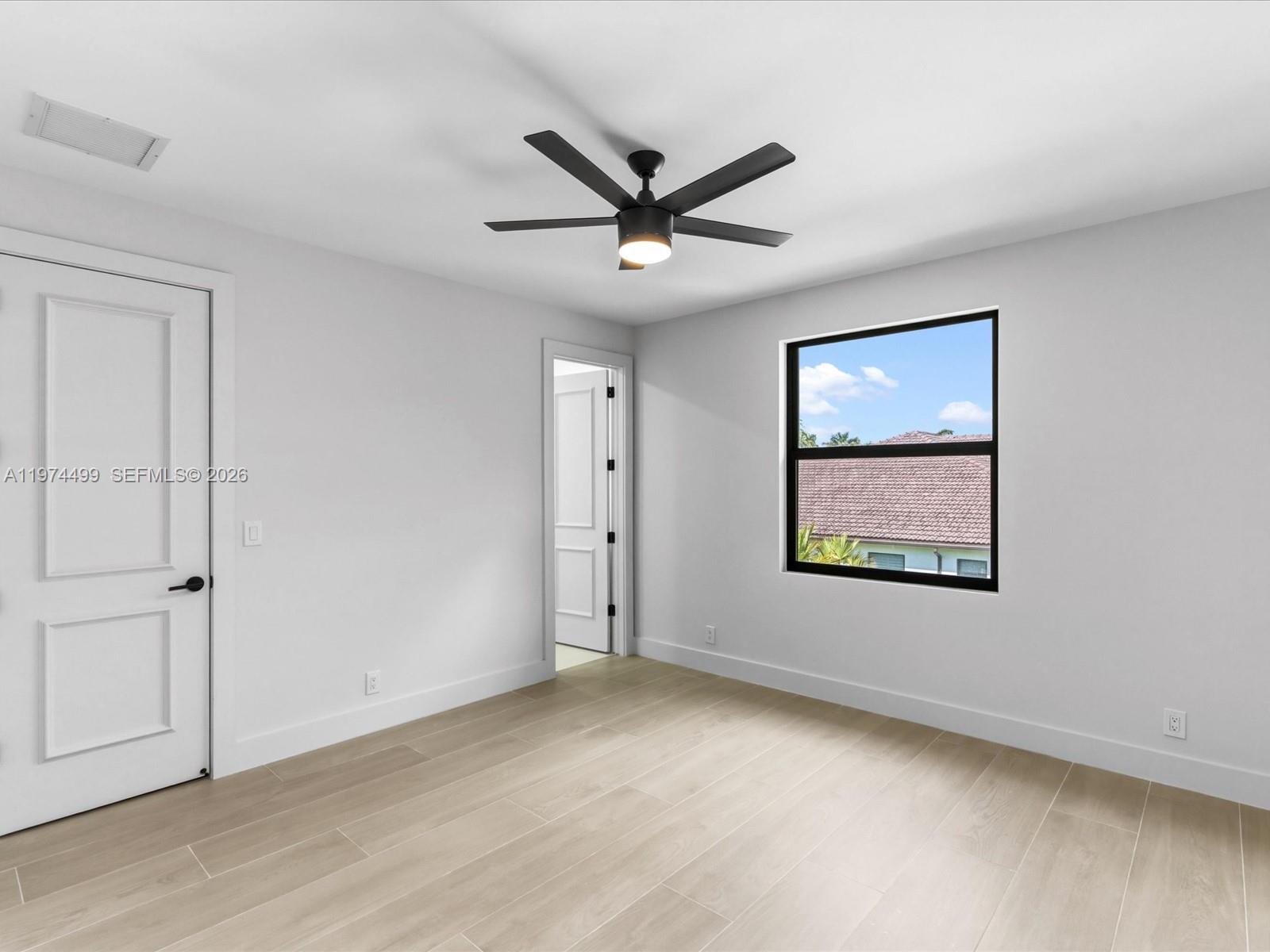 3303 W Stonebrook Cir Davie, FL 33330