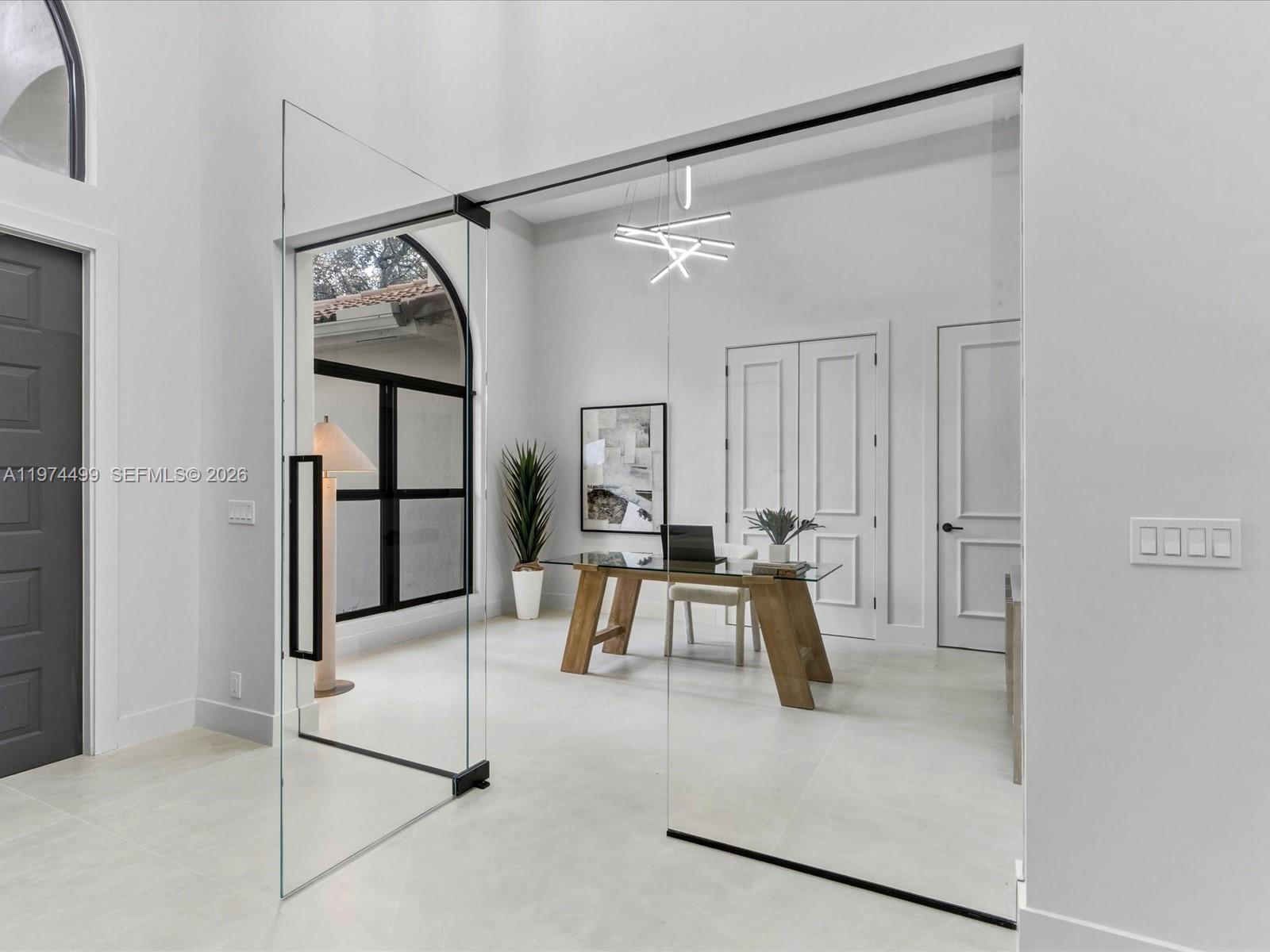 3303 W Stonebrook Cir Davie, FL 33330