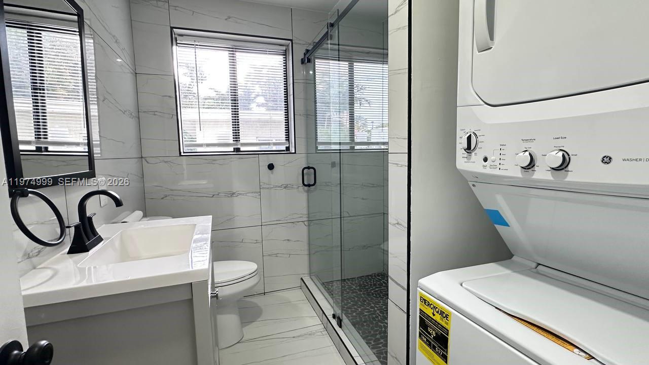 320 SW 29th Rd #1 Miami, FL 33129